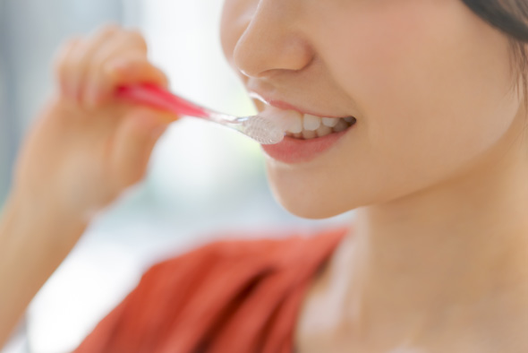 歯のクリーニングで歯科を受診するメリット